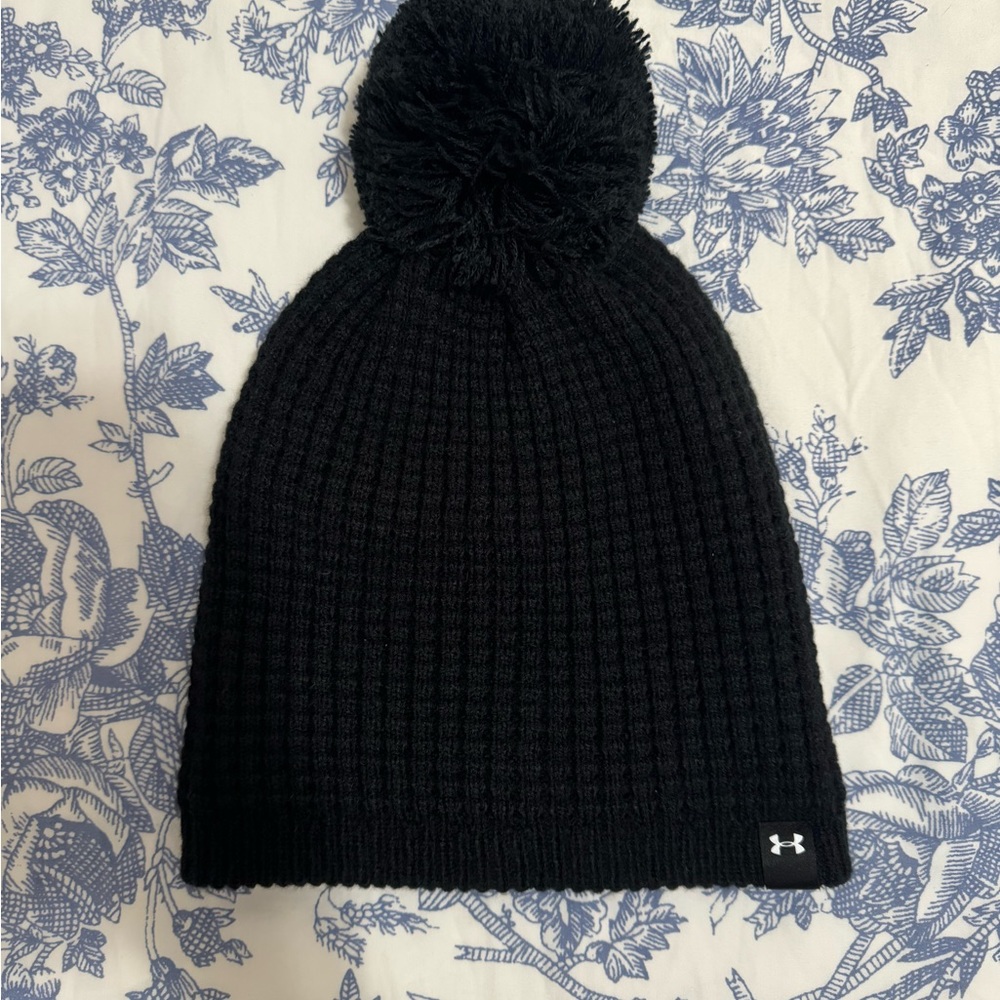 Black Under Armour beanie